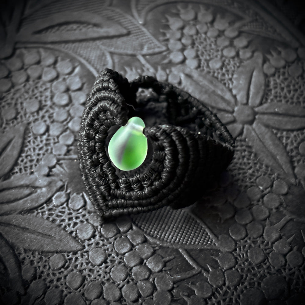 Ring "Acid leafs"