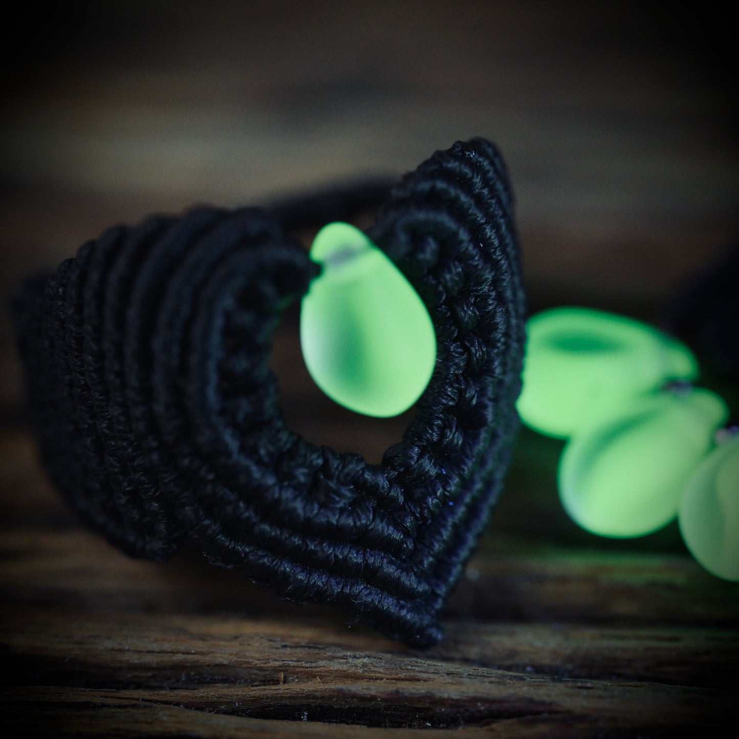 Ring "Acid leafs"