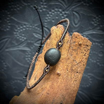 Macrame Bracelet - Brown Seaham Seaglass - Gold-filled