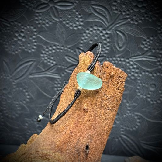 Makramee Armband - hellblaues Seaham Seaglass - 925er Sterling Silber
