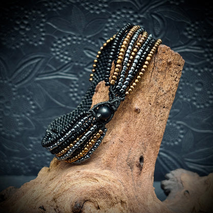 Macrame Bracelet "Particle Wave"
