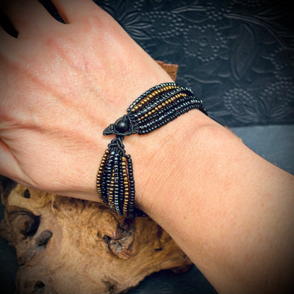 Macrame Bracelet "Particle Wave"