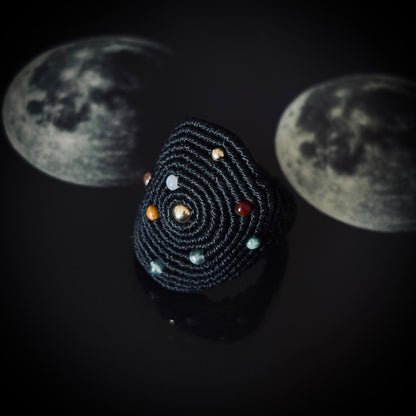 Macramé Planet Ring "Universe and Me"
