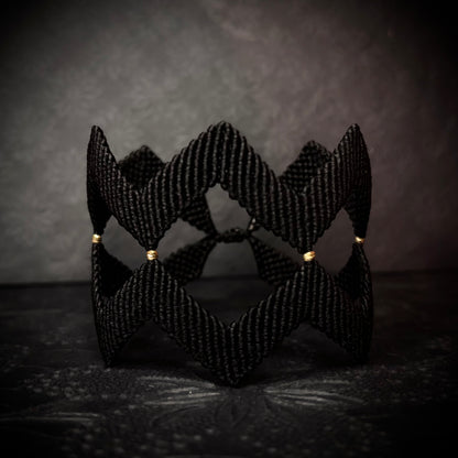 Macrame Bracelet "Frequency - I" 585 Gold
