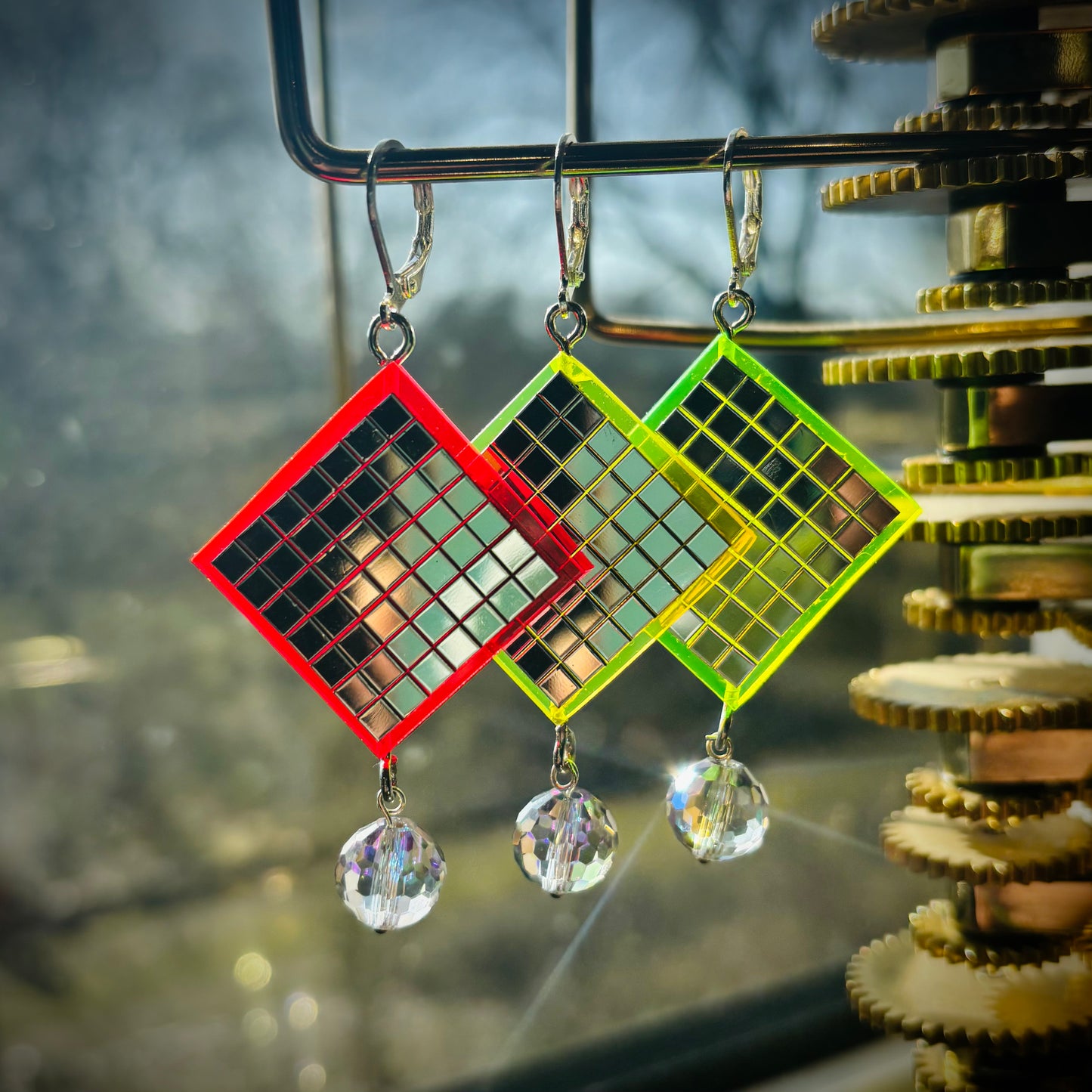 UV-Reactive Neon Disco Earrings "Own the Lights - Mini"