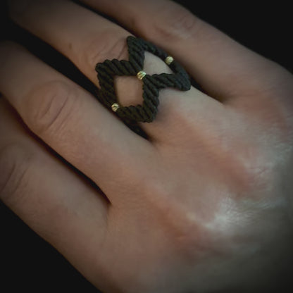 Macrame Ring "Frequency" 585 Gold